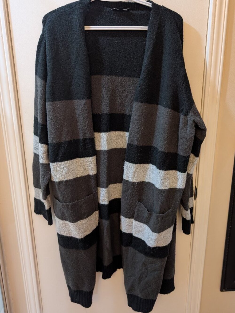 Grey/Black Long Cardigan - size 2x